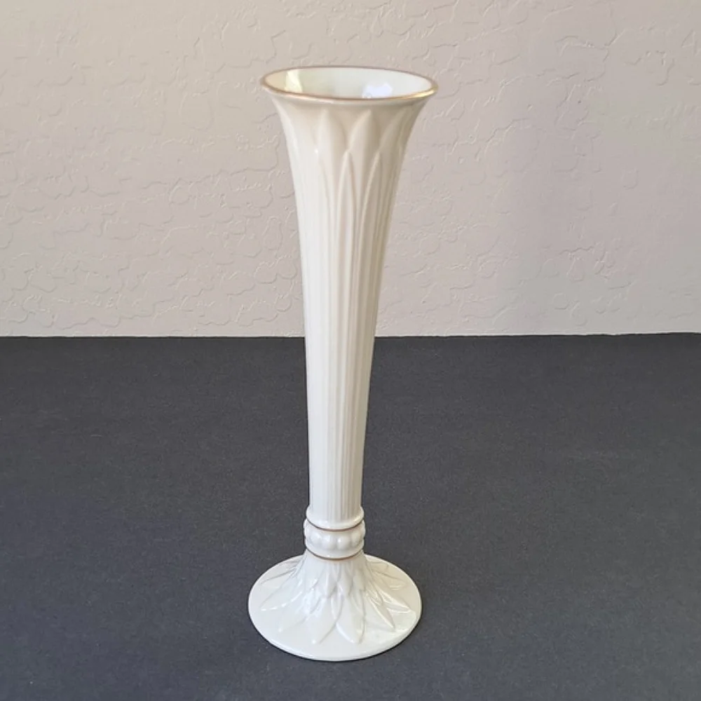 Vtg Lenox Fluted Tivoli Bud Vase Porcelain 24K Gold Trim Embossed Ivory USA 9